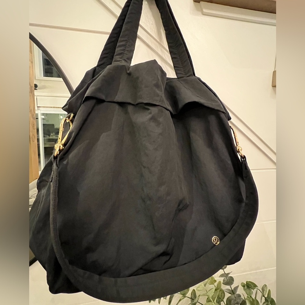 Lululemon Original Large (30L) On My Level Bag in Black with Gold Accents